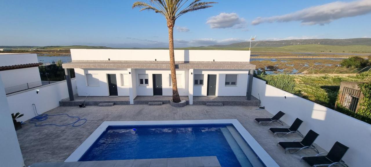 Apartamentos La Playa Barbate Exterior photo